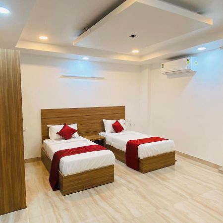 As Global Hotell Noida Exteriör bild