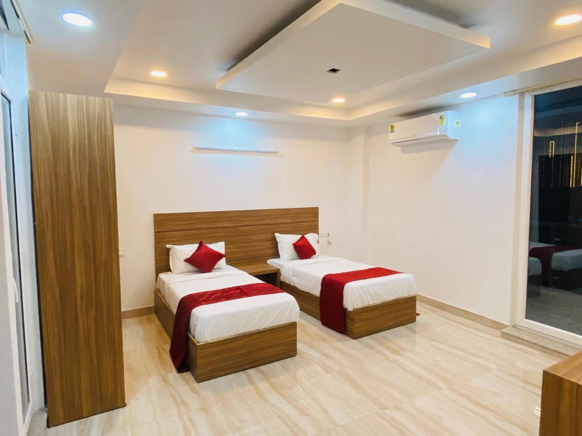 As Global Hotell Noida Exteriör bild
